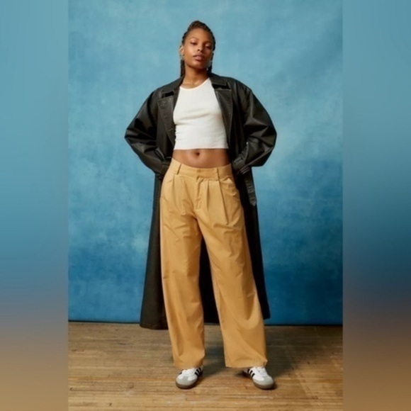 Urban Outfitters Pants - UO BDG Grandpa Twill Mid Rise Trouser Pant wide legs j2k 2 J